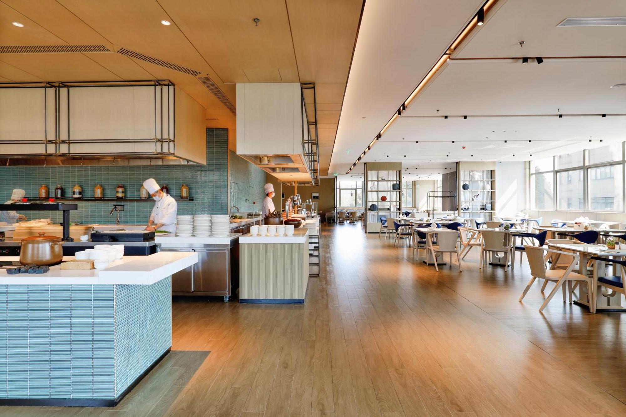 Shanghai Marriott Hotel Pudong East - Only A 30 Minute Drive From Disney Eksteriør bilde