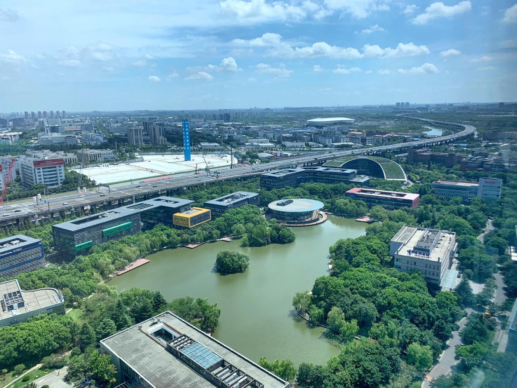 Shanghai Marriott Hotel Pudong East - Only A 30 Minute Drive From Disney Eksteriør bilde