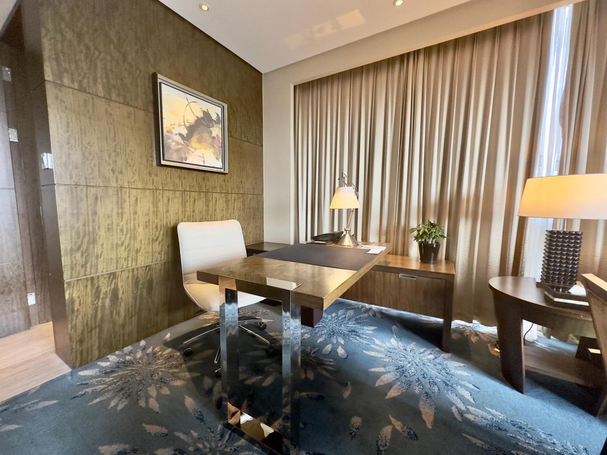 Shanghai Marriott Hotel Pudong East - Only A 30 Minute Drive From Disney Eksteriør bilde