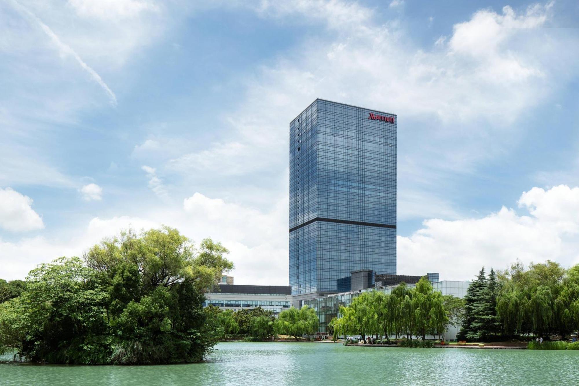 Shanghai Marriott Hotel Pudong East - Only A 30 Minute Drive From Disney Eksteriør bilde